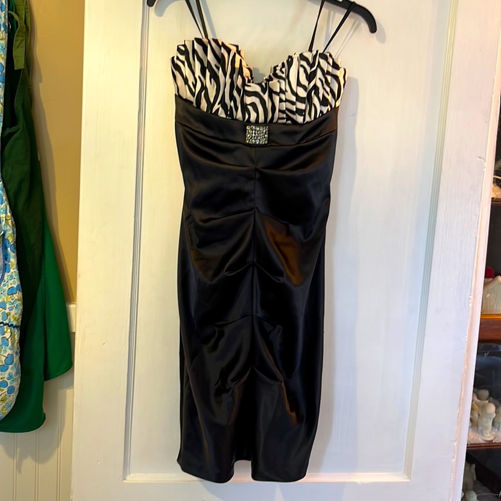 Brand New Never worn! Strapless dress!